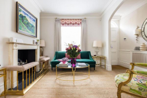 The Impressionists Fireplace – 3 Bedroom Home in Chelsea